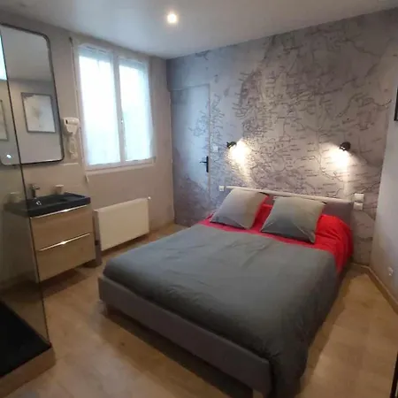 La Renaissance فندق