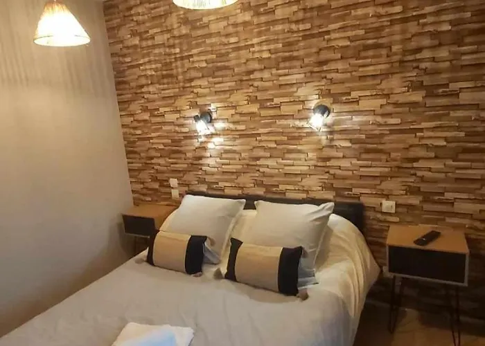 La Renaissance Hotel Conde-sur-Noireau