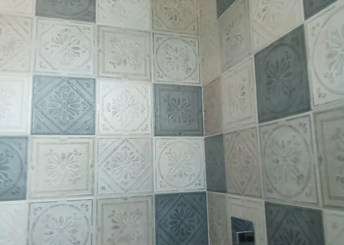 La Renaissance Hotel *