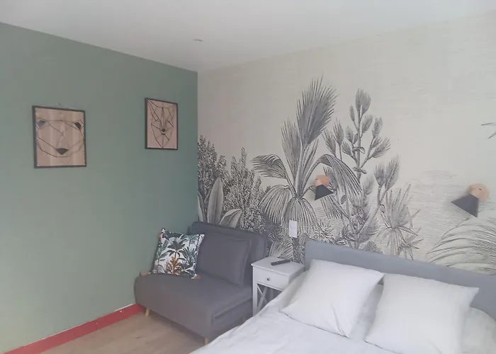 La Renaissance Hotel